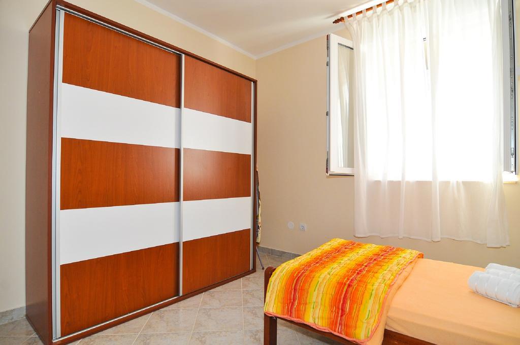 Apartments Mira Tivat Eksteriør billede