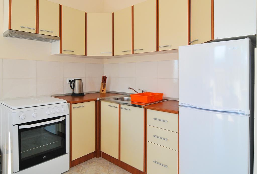 Apartments Mira Tivat Eksteriør billede